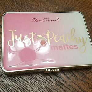 Too faced just peachy mattes